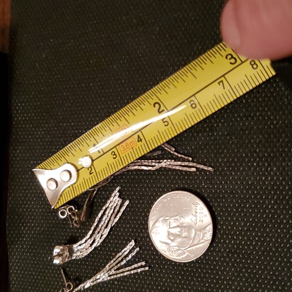 2 PAIR OF VINTAGE SILVER CHAIN FASHION EARRINGS - Picture 5 of 5